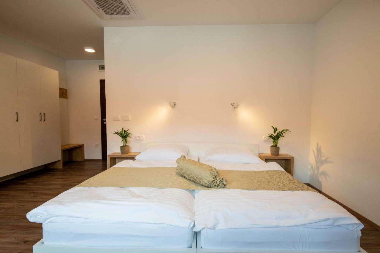 Guesthouse Stari Mayr Kranj Bagian luar foto