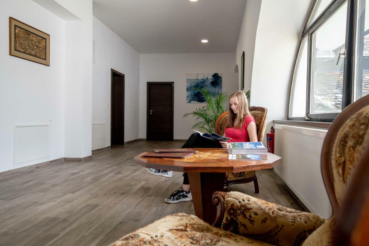 Guesthouse Stari Mayr Kranj Bagian luar foto